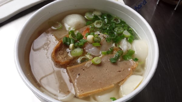 Than Huu Sandwich by null