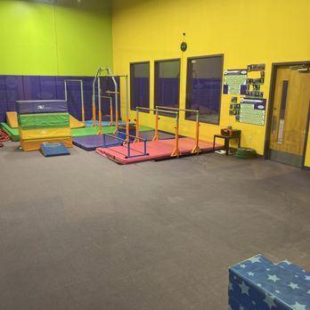 O2B Kids Oviedo - Gymnastics room is great. - Preschools Near Me - Oviedo, Florida O2B Kids Oviedo - Gymnastics room is great. - Preschools Near Me - Oviedo, Florida