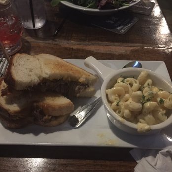 Barrelhouse 101 - American Near Me - Ventura, California