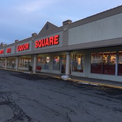 Pascale's Liquor Square - Outside