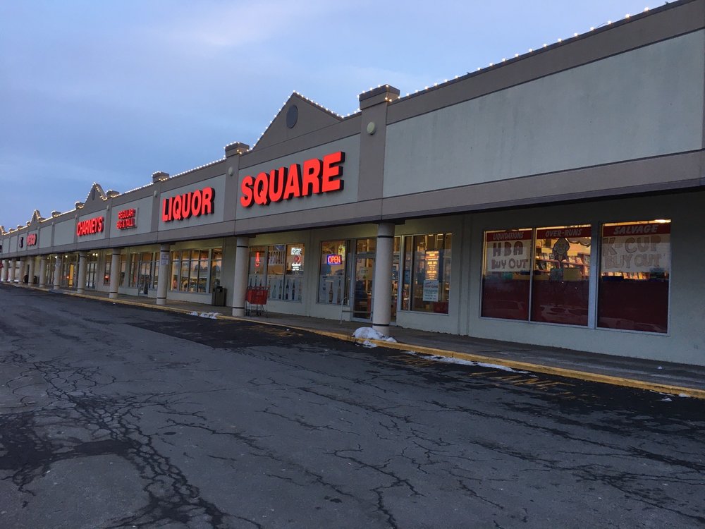 Social spots from Pascale's Liquor Square
