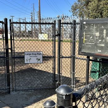 Modesto Dog Park - Large dog park 2nd gate to entry - Dog Parks Near Me - Modesto, California Modesto Dog Park - Large dog park 2nd gate to entry - Dog Parks Near Me - Modesto, California