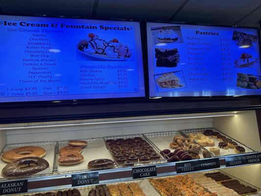 Huck Finn Restaurant by null