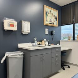 Southwest Children's Center - Patient Room