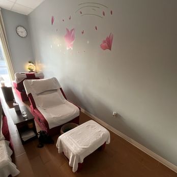 Rainbow Massage - Massage Near Me - Milledgeville, Georgia Rainbow Massage - Massage Near Me - Milledgeville, Georgia