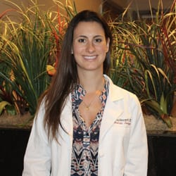 Romina Vincenti, DPM - Airport Podiatry Group