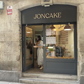 JONCAKE - Outside - Custom Cakes Near Me JONCAKE - Outside - Custom Cakes Near Me