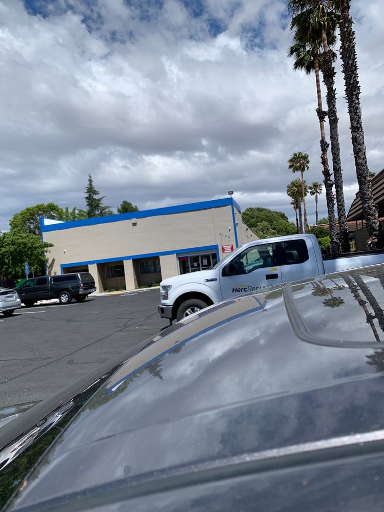 FISHERMAN’S WAREHOUSE MEGASTORE 14 Reviews Hunting & Fishing