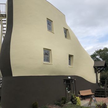 Haines Shoe House - Ice Cream & Frozen Yogurt Near Me - York, Pennsylvania Haines Shoe House - Ice Cream & Frozen Yogurt Near Me - York, Pennsylvania
