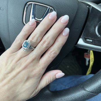 The Nail Scene - Ombré almond nails - Nail Salons Near Me - Pensacola, Florida The Nail Scene - Ombré almond nails - Nail Salons Near Me - Pensacola, Florida
