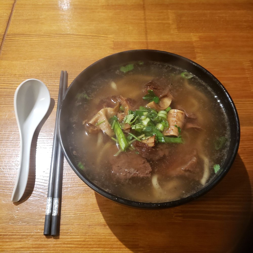 LA NOODLE Updated August 2024 27 Photos & 10 Reviews 1383 Clyde