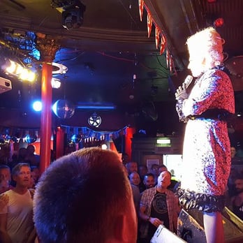 Royal Vauxhall Tavern - Drag queen performing Queen! - Performing Arts Near Me - London, XGL Royal Vauxhall Tavern - Drag queen performing Queen! - Performing Arts Near Me - London, XGL