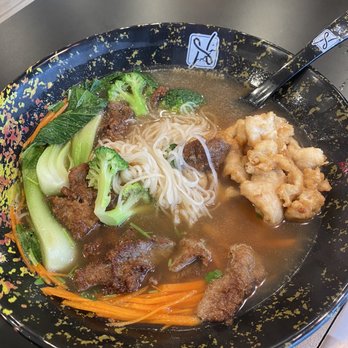 Noodle Plus - Pho beef and chicken noodle bowl WTH broccoli, carrots and bokchoy - Japanese Near Me - Crosby, Texas