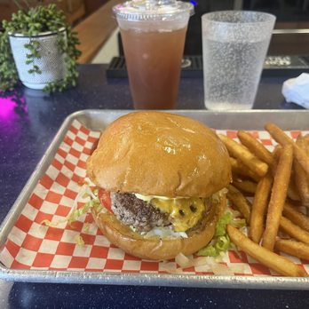 Chicken & Brisket - "Old school" prime burger. Tropical sweet iced tea. - Asian Fusion Near Me - Pearl City, Hawaii Chicken & Brisket - "Old school" prime burger. Tropical sweet iced tea. - Asian Fusion Near Me - Pearl City, Hawaii