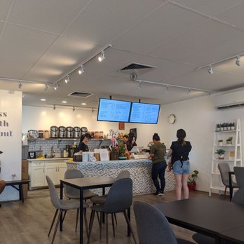 Hana Tea - Modern looking cafe - Bubble Tea Near Me - Honolulu, Hawaii Hana Tea - Modern looking cafe - Bubble Tea Near Me - Honolulu, Hawaii
