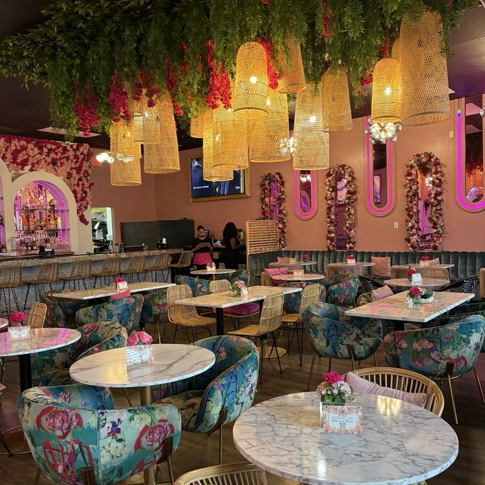 Mosa Restaurant and Bar - Inside - Breakfast & Brunch Near Me - Atlanta, Georgia