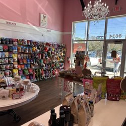 Woof Gang Bakery & Grooming - New Tampa