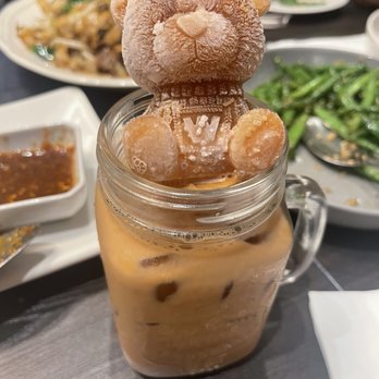 Yi Xin Cafe - Milk Tea w/ Frozen Bear - Hong Kong Style Cafe Near Me - Honolulu, Hawaii Yi Xin Cafe - Milk Tea w/ Frozen Bear - Hong Kong Style Cafe Near Me - Honolulu, Hawaii