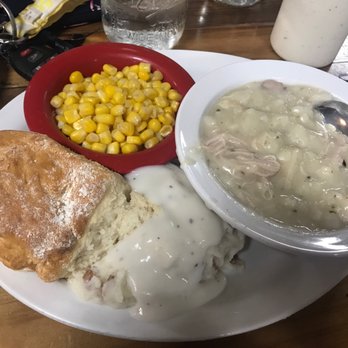 Farmhouse Restaurant - Chicken and Dumplings - American Near Me - Branson, Missouri Farmhouse Restaurant - Chicken and Dumplings - American Near Me - Branson, Missouri