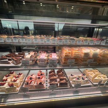 Tous Les Jours - Bar pastries - Bakeries Near Me - Virginia Beach, Virginia Tous Les Jours - Bar pastries - Bakeries Near Me - Virginia Beach, Virginia
