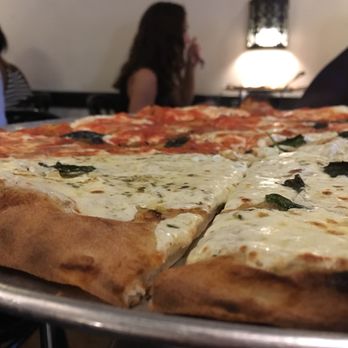 Juliana's - White pizza - Pizza Near Me - Brooklyn, New York Juliana's - White pizza - Pizza Near Me - Brooklyn, New York