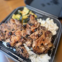 Locals Hawaiian Style Poke - Guava Chicken