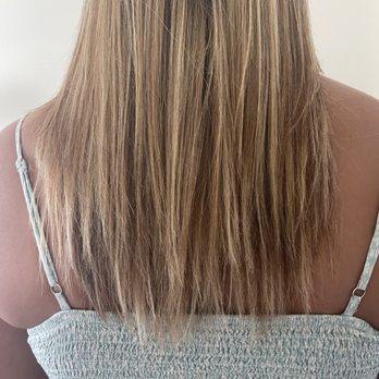 The Color Room - Choppy, brittle ends, uneven! - Hair Salons Near Me - Santa Barbara, California