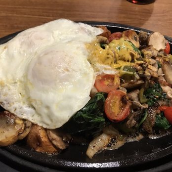 Denny's - Fit Fare Veggie Skillet - Diners Near Me - Ontario, California