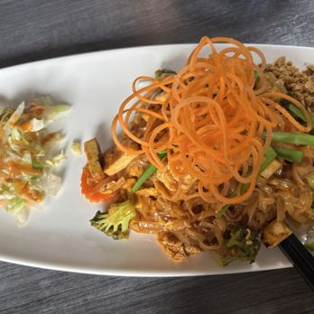 Coup De Thai - Pad Thai with tofu - Thai Near Me - Los Gatos, California Coup De Thai - Pad Thai with tofu - Thai Near Me - Los Gatos, California