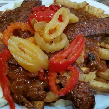 Chez Claudette - Pharaon poutine: merguez sausage, meat sauce and pepper. And this is the small format - Poutineries Near Me - Montreal, Quebec Chez Claudette - Pharaon poutine: merguez sausage, meat sauce and pepper. And this is the small format - Poutineries Near Me - Montreal, Quebec