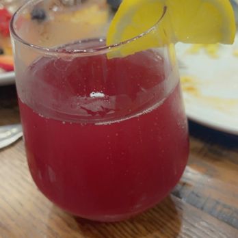 First Watch - Lemonade Mamosa - Breakfast & Brunch Near Me - Winter Park, Florida