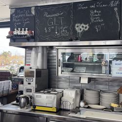 Monty's Grill