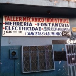 Taller Mecánico Industrial - Fachada del taller.