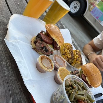 Brown's Bar-B-Que - Green Beans, Brisket & Sausage Sandwich, Corn on Cob - Barbeque Near Me - Austin, Texas Brown's Bar-B-Que - Green Beans, Brisket & Sausage Sandwich, Corn on Cob - Barbeque Near Me - Austin, Texas
