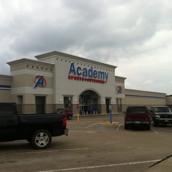 Academy Sports + Outdoors - Shoe Stores Near Me - Conroe, Texas