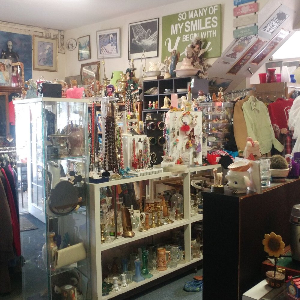 Hope Chest - Antiques Near Me - Quincy, California