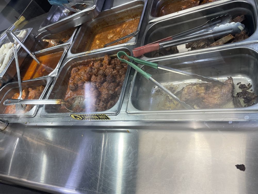 Rico Pollo Restaurant
