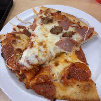 Peter Piper Pizza - Assortment of pizza from buffet - Pizza Near Me - San Antonio, Texas Peter Piper Pizza - Assortment of pizza from buffet - Pizza Near Me - San Antonio, Texas
