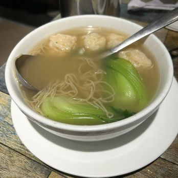 Jade Garden - Wonton noodle soup (just tastes like white pepper) - Dim Sum Near Me - Seattle, Washington Jade Garden - Wonton noodle soup (just tastes like white pepper) - Dim Sum Near Me - Seattle, Washington