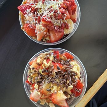 Acai Hawaii - Islander and drifter with added almond butter - Acai Bowls Near Me - Kailua-Kona, Hawaii