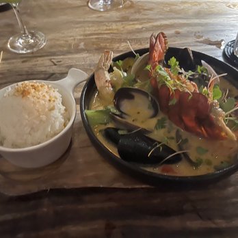 The Banyan Tree - Seafood Curry - Seafood Near Me - Kapalua, Hawaii The Banyan Tree - Seafood Curry - Seafood Near Me - Kapalua, Hawaii