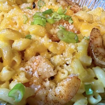 Sunswick 3535 Bar - Shrimp Mac and Cheese - Bars Near Me - Astoria, New York