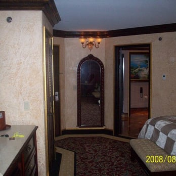 Peppermill Reno - Tuscany Tower suites 2 - Casinos Near Me - Reno, Nevada Peppermill Reno - Tuscany Tower suites 2 - Casinos Near Me - Reno, Nevada