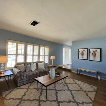 Ambiance Design and Staging - Living room. They combined the personal furniture of the owner with their staging articles - Interior Design Near Me - Pleasanton, California Ambiance Design and Staging - Living room. They combined the personal furniture of the owner with their staging articles - Interior Design Near Me - Pleasanton, California