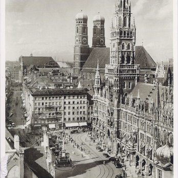 Big Hat Tours - Curt puts and i-Pad in your hands with historic photo and video clips so you feel you're part of history - Tours Near Me - Munich, BY Big Hat Tours - Curt puts and i-Pad in your hands with historic photo and video clips so you feel you're part of history - Tours Near Me - Munich, BY