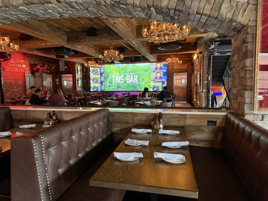 Morgan Wallen's This Bar & Tennessee Kitchen by null