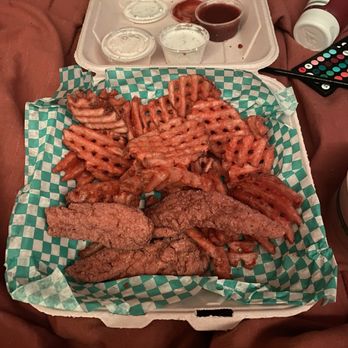 Casper's and Runyon's Nook - Dive Bars Near Me - Saint Paul, Minnesota Casper's and Runyon's Nook - Dive Bars Near Me - Saint Paul, Minnesota