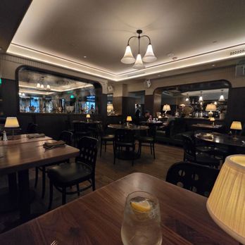 Society Swan - Dining Room - American Near Me - Scottsdale, Arizona