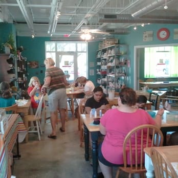 Art from the Heart Cafe - Front Door view - Kids Activities Near Me - Dunedin, Florida