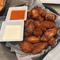 Maria's Pizza - Plain chicken wings fried hard with buffalo and ranch on the side.